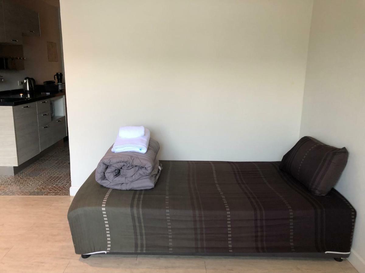 Alley Living Rama8 Банкок Екстериор снимка
